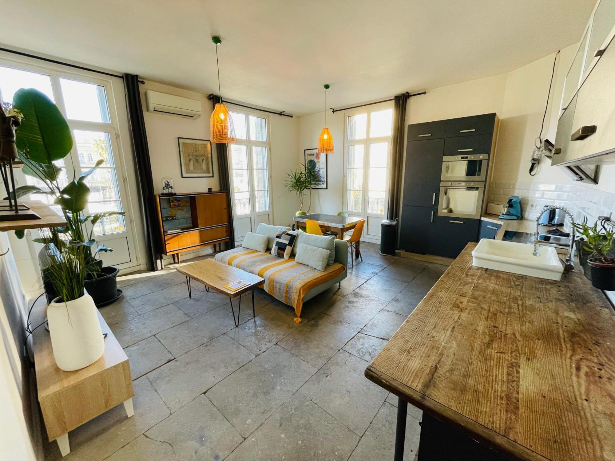 Appartement Climatise 50M2 Une Chambre Proche Centre Et Gare Montpellier Eksteriør billede